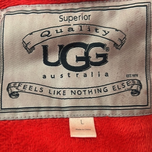 Ugg Blanche II Robe - Picture 2 of 3